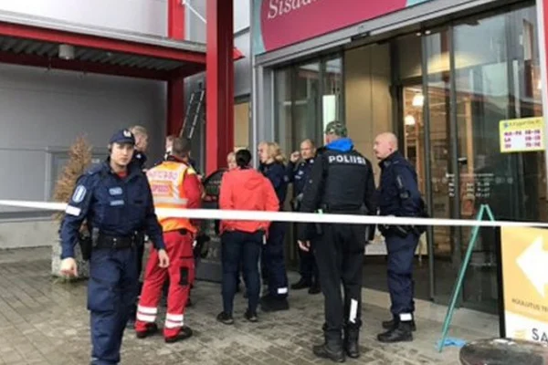 Finlandiya'da silahlı saldırı: Ölü ve yaralılar var