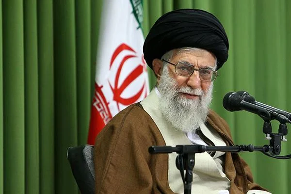 Hamaney: ABD'nin görüşme çabaları gösteriden ibaret