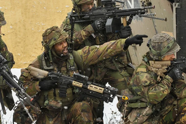 Hollanda'dan ''Irak'' kararı
