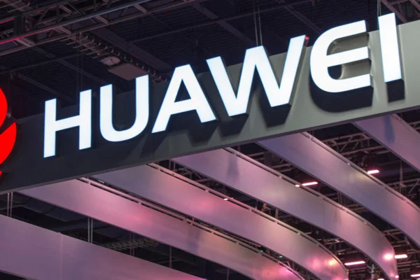 Huawei'den yeni Android kararı
