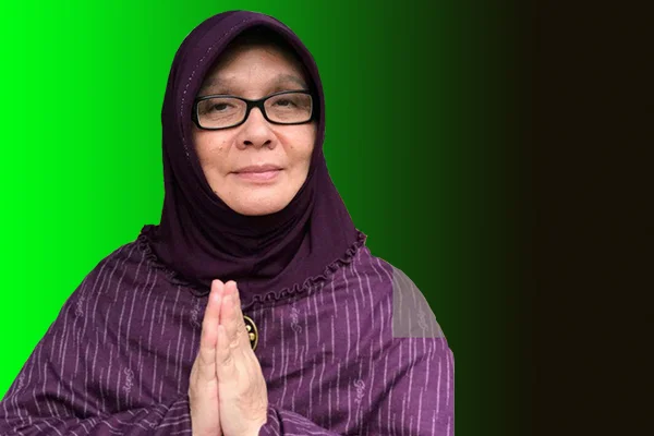 İlginç bir hayat hikayesi: Katolik rahibe olmak için okudu; Kuran'ı inceleyince Müslüman oldu!