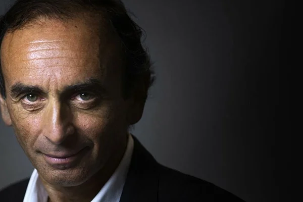 Irkçı Fransız gazeteci Zemmour, Cezayir katliamını savundu!
