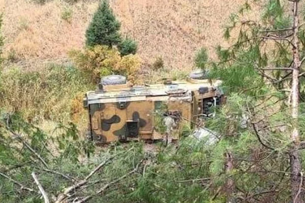 Kahramanmaraş'ta askeri araç devrildi