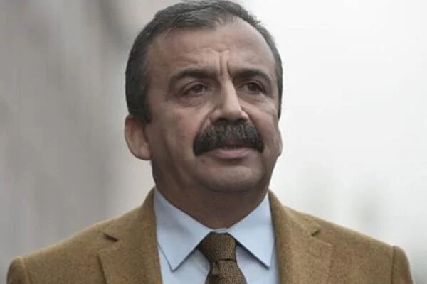 Sırrı Süreyya Önder tahliye edildi