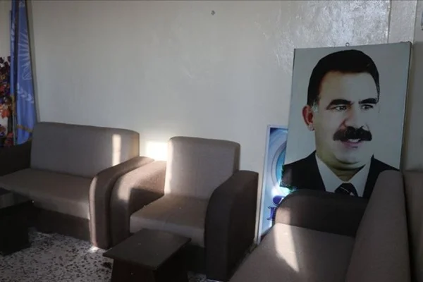 Terörist inlerindeki görüntüler 'YPG-PKK ayrımı'nı yalanlıyor