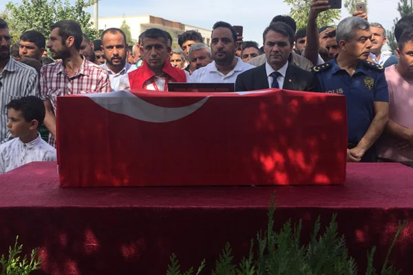 Teröristlerin şehit ettiği Muhammed bebek son yolculuğuna uğurlandı