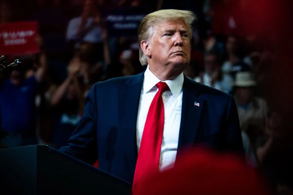 'Trump Kongre'ye karşı Türkiye'yi savunuyor'