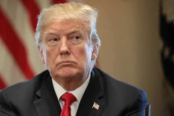 Trump'tan Schiff'e ''vatana ihanet'' suçlaması