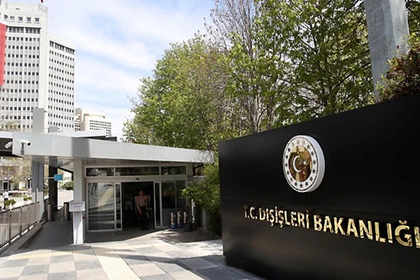 Türkiye'den 'Fırat'ın doğusu' açıklaması