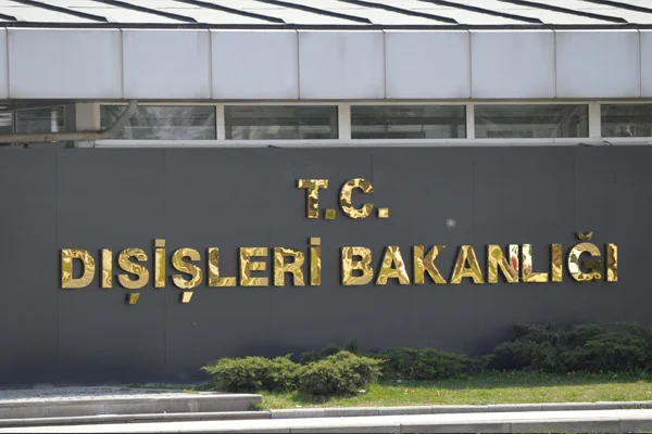 Türkiye'den Fransa'nın başörtüsü kararına sert tepki