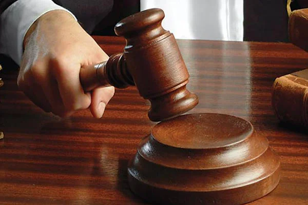Yargıtay'dan emsal karar! Gelini kaynanayla aynı evde oturmaya zorlamak hem tazminat hem de boşanma sebebi