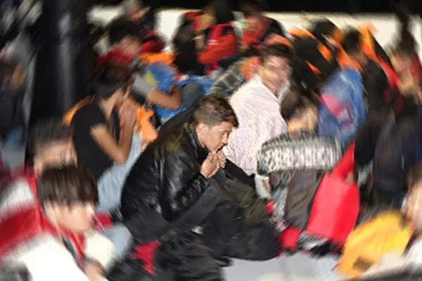 412 düzensiz göçmen yakalandı