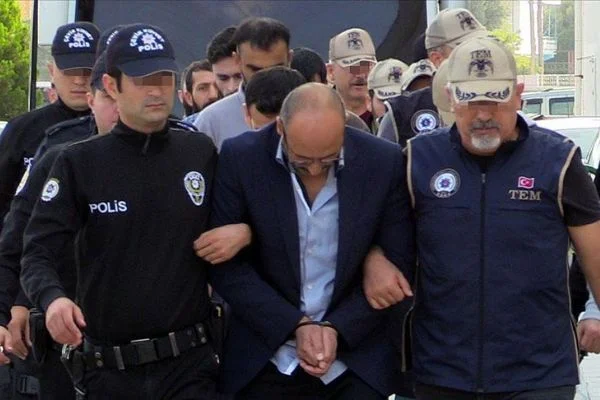 Adana'da DEAŞ ve El Kaide operasyonunda yakalanan 7 Suriyeli sınır dışı edilecek