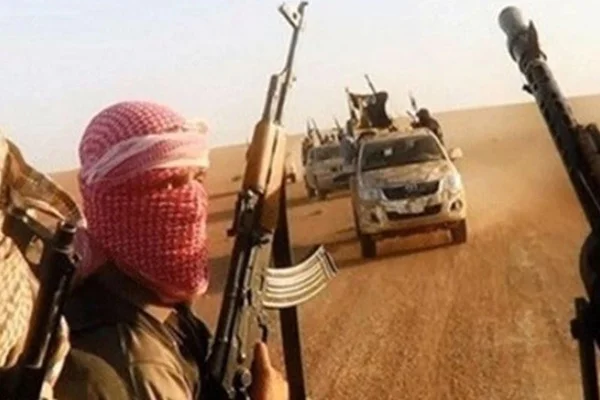 Afganistan'da 615 IŞİD üyesi teslim oldu