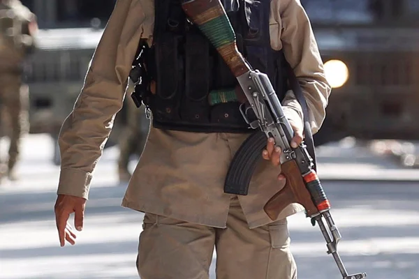 Afganistan'da savcılara saldırı: Ölü ve yaralılar var