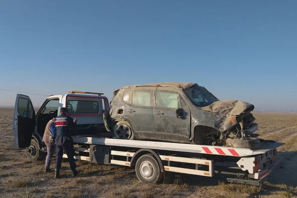 Aksaray'da cip devrildi: 5 yaralı