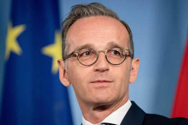 Alman Bakan'dan, Macron'a gönderme: NATO'ya uzun yıllar ihtiyacımız var!