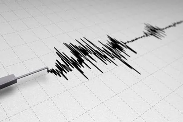 Arnavutluk'ta 6.4 büyüklüğünde deprem