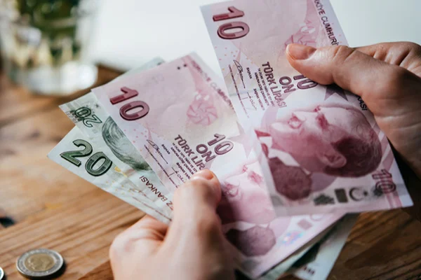 Asgari ücret için ilk teklif geldi