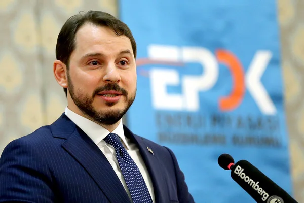 Bakan Albayrak duyurdu: En düşük faiz ve 20 yıl vadeyle ev sahibi olunacak