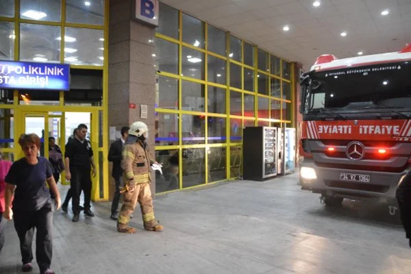 Bakırköy Eğitim ve Araştırma Hastanesi'nde yangın çıktı