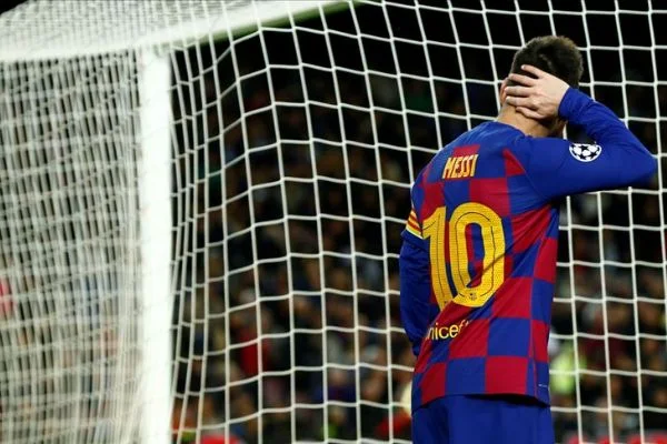 Barcelona sahasında Slavia Prag'la golsüz berabere kaldı