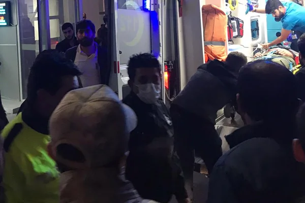 Batman'da askeri araç devrildi: Ağır yaralı askerler var