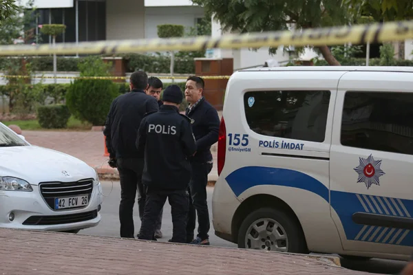 Bir siyanur iddiası daha! Dört kişilik aile evde ölü bulundu