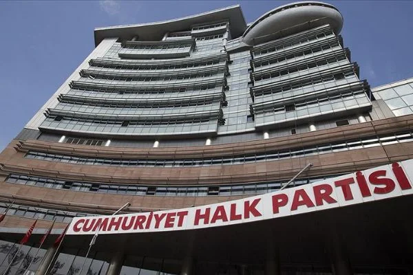 CHP PM 'yönetmelik değişikliği' için toplanıyor