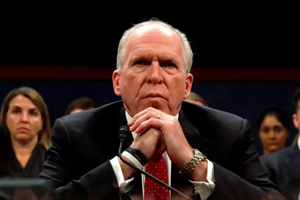 CIA eski Direktörü Brennan, Trump'a karşı gizli bir ekip kurdu