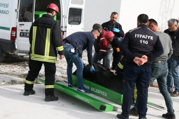 Çorum'da inşaat asansörü düştü: 1 ölü