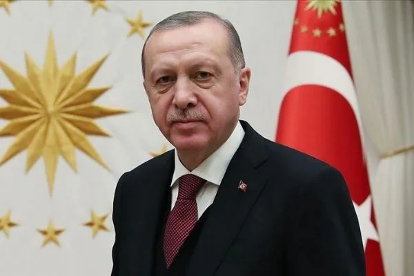 Cumhurbaşkanı Erdoğan'dan şehit ailelerine başsağlığı mesajı