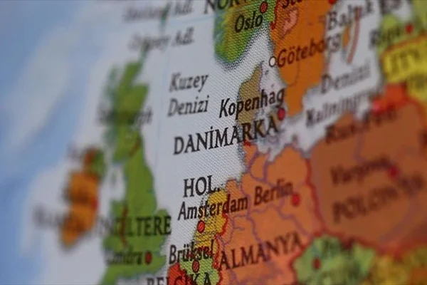 Danimarka, 2 IŞİD'liyi vatandaşlıktan çıkardı
