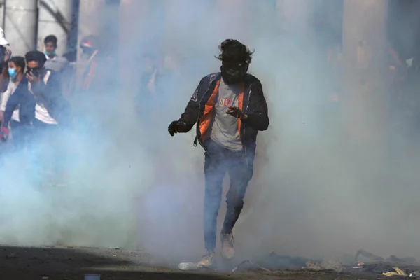 Dört bir yanda protesto