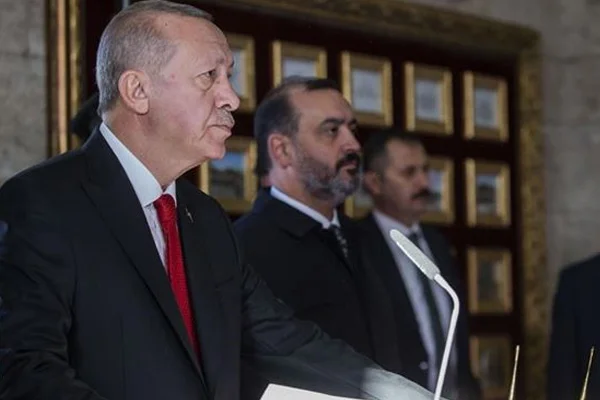 Erdoğan, Atatürk'ü anma töreninde: Cumhuriyetimizi yaşatmak için tüm gücümüzle çalışacağız