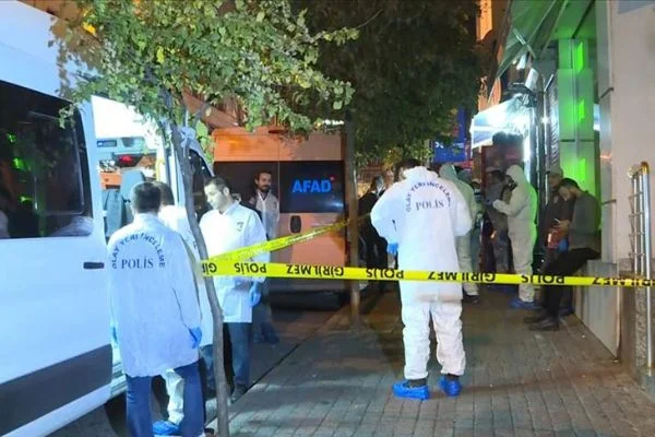 Fatih'te 4 kardeş evlerinde ölü bulundu