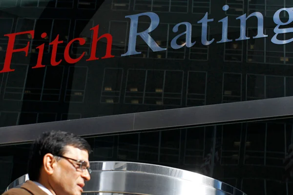 Fitch'den 20 Türk bankası ile ilgili karar