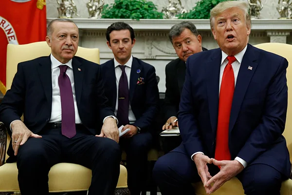 Frankfurter Allgemeine Zeitung, ABD-Türkiye zirvesini değerlendirdi: Erdoğan, Trump'ı rezil etti!