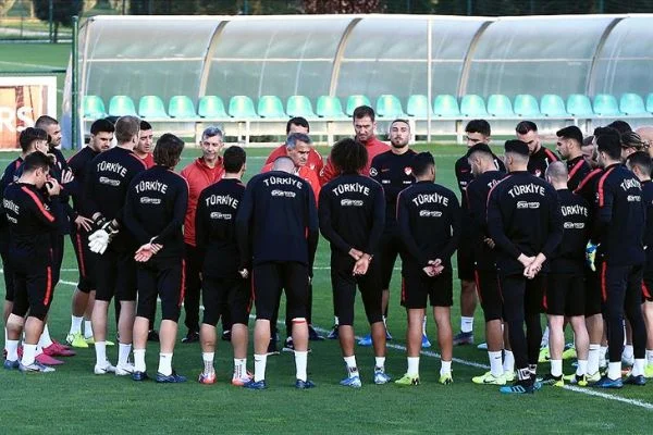 Futbolda milli mesai başlıyor