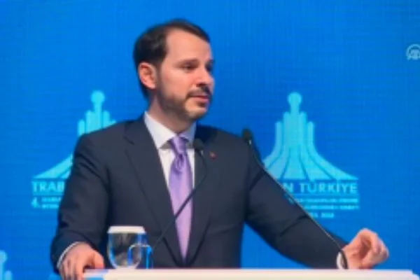 Hazine ve Maliye Bakanı Albayrak: 2019 yılını pozitif bir büyümeyle geride bırakacağız