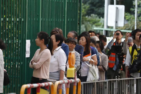 Hong Kong'da seçim zaferini demokrasi savunucuları kazandı