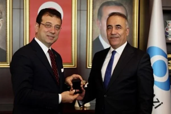İmamoğlu: 39 Belediyeyi gezip ön bilgi envanteri oluşturuyoruz