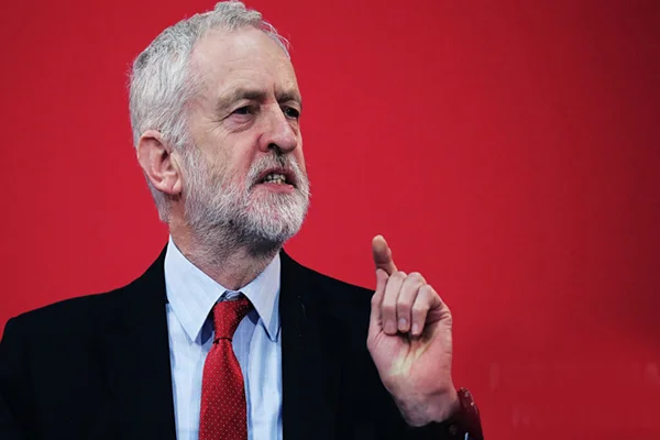 İngiliz süper zenginlerde seçim korkusu: Corbyn kazanırsa ülkeyi terk ederiz!