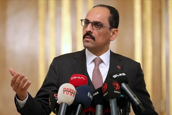 Kalın'dan Macron'a yanıt