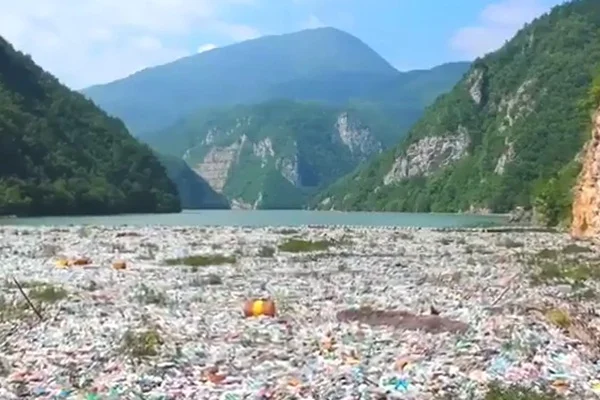 Koç Holding tek kullanımlık plastik kullanımını sıfırlıyor