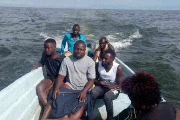 Kongo'da 22 yolcu taşıyan tekne alabora oldu