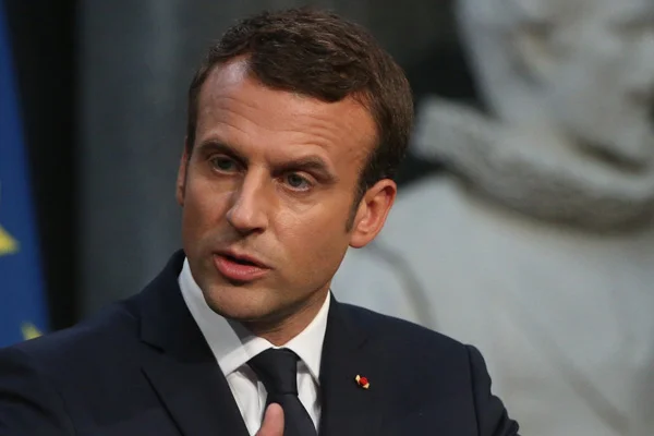 Macron'dan NATO'ya sert eleştiri: Beyin ölümü gerçekleşiyor