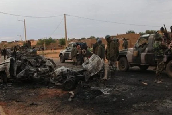 Mali'de askeri noktaya terör saldırısı: Çok sayıda asker öldü