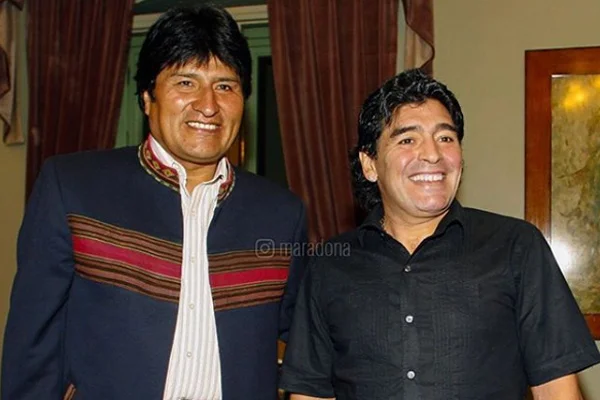 Maradona'dan Morales'e destek