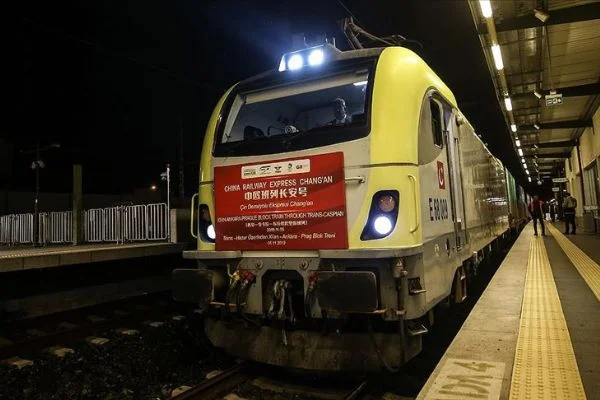 Marmaray'dan tarihi geçiş